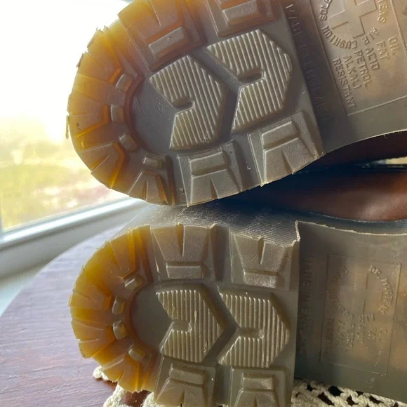 RARE Vintage 90s Doc Martens 8307-AW004 Brown Leather Mary Jane Platform Loafers - Picture 12 of 16